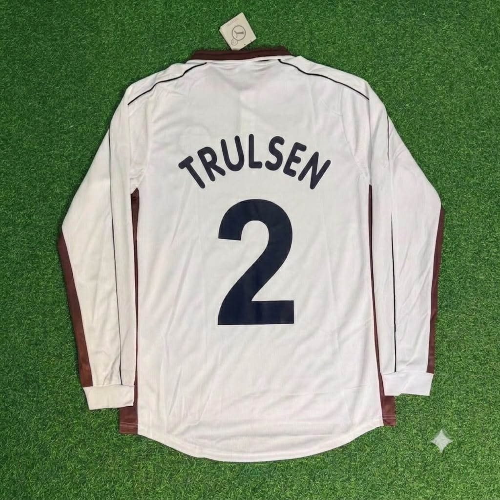 1999/00 Andre Trulsen FC St. Pauli Long Sleeve Home Retro Football Jersey – Back View
