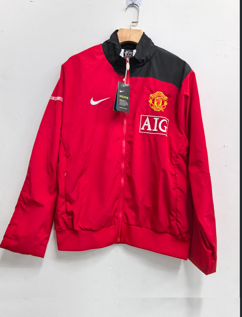 Manchester United Red Retro Windbreaker Jacket Jersey – 4