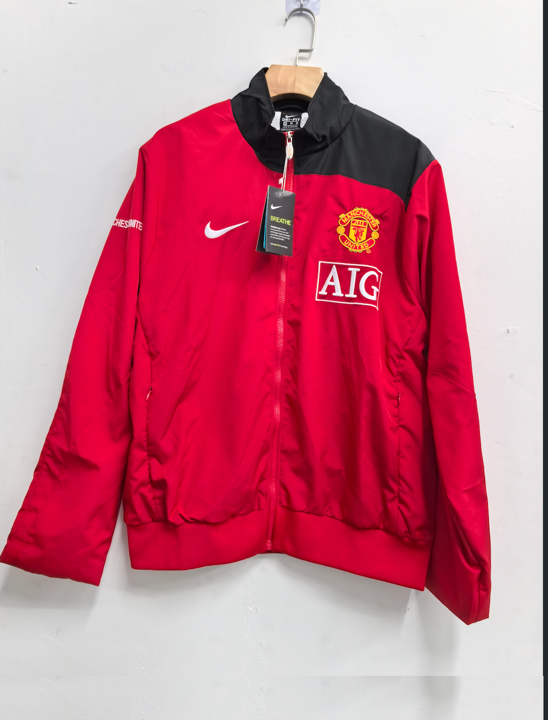 Manchester United Red Retro Windbreaker Jacket Jersey – 4