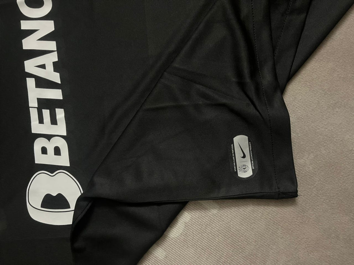 Viktor Gyökeres Sporting CP Lisbon Commemorative Black Football Jersey – 8
