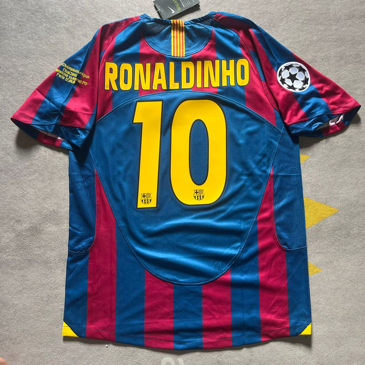 2006 Ronaldinho Gaucho Barcelona Final Retro Short Sleeve Football Jersey – 5