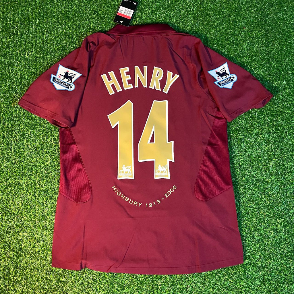 Thierry Henry Arsenal 2006 Highbury Burgundy Retro Football Jersey – Back View