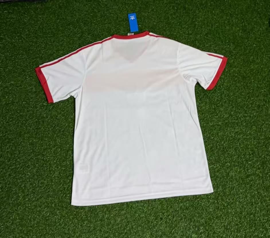 1983 Hamburger SV Retro Heimtrikot Weiß Fußball – Front View