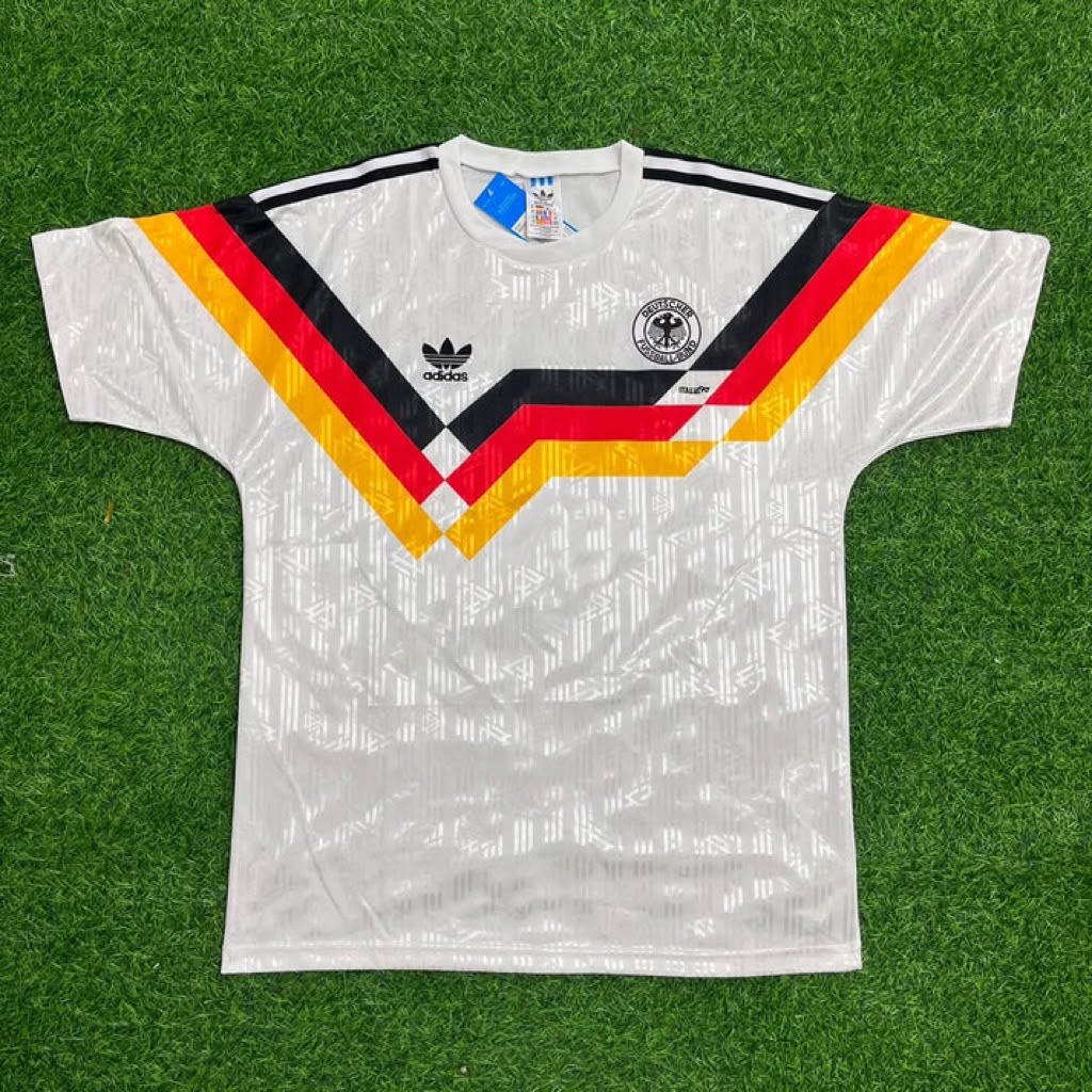 1990 Germany World Cup Uwe Seeler Deutschland Retro Football Jersey - Deutschland Retro- WM 1990 – Front View