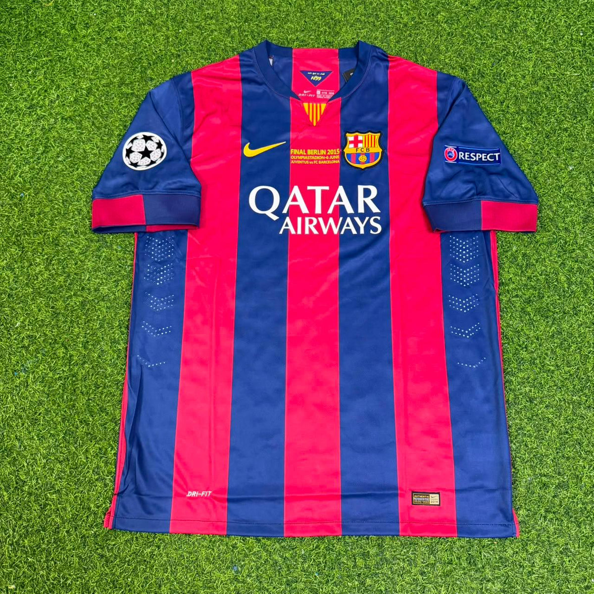 Zlatan Ibrahimovic Barcelona Retro Champions League Jersey – Front View