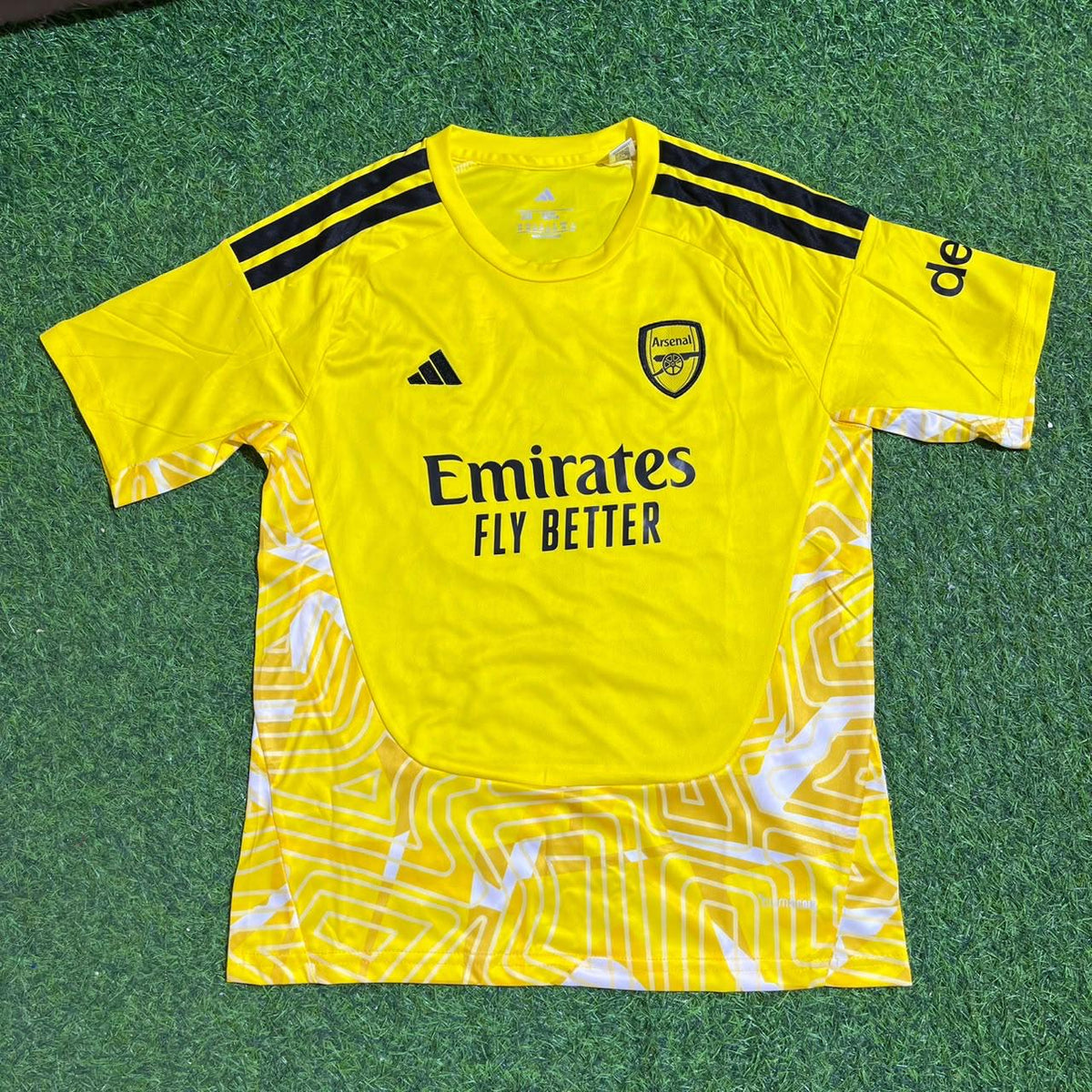 David Raya Arsenal 2026/2027 New Season Away Yellow Goalkeeper Jersey Kit Soccer – Front View