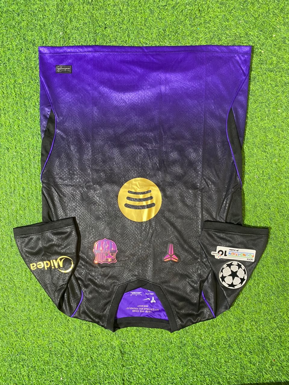Fermin Lopez #7 Barcelona 2027 Champions League Patch New Season Away Jersey – Detailed View