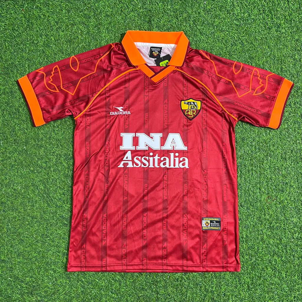 Francesco Totti 1999/00 Retro Football Jersey – Detailed View
