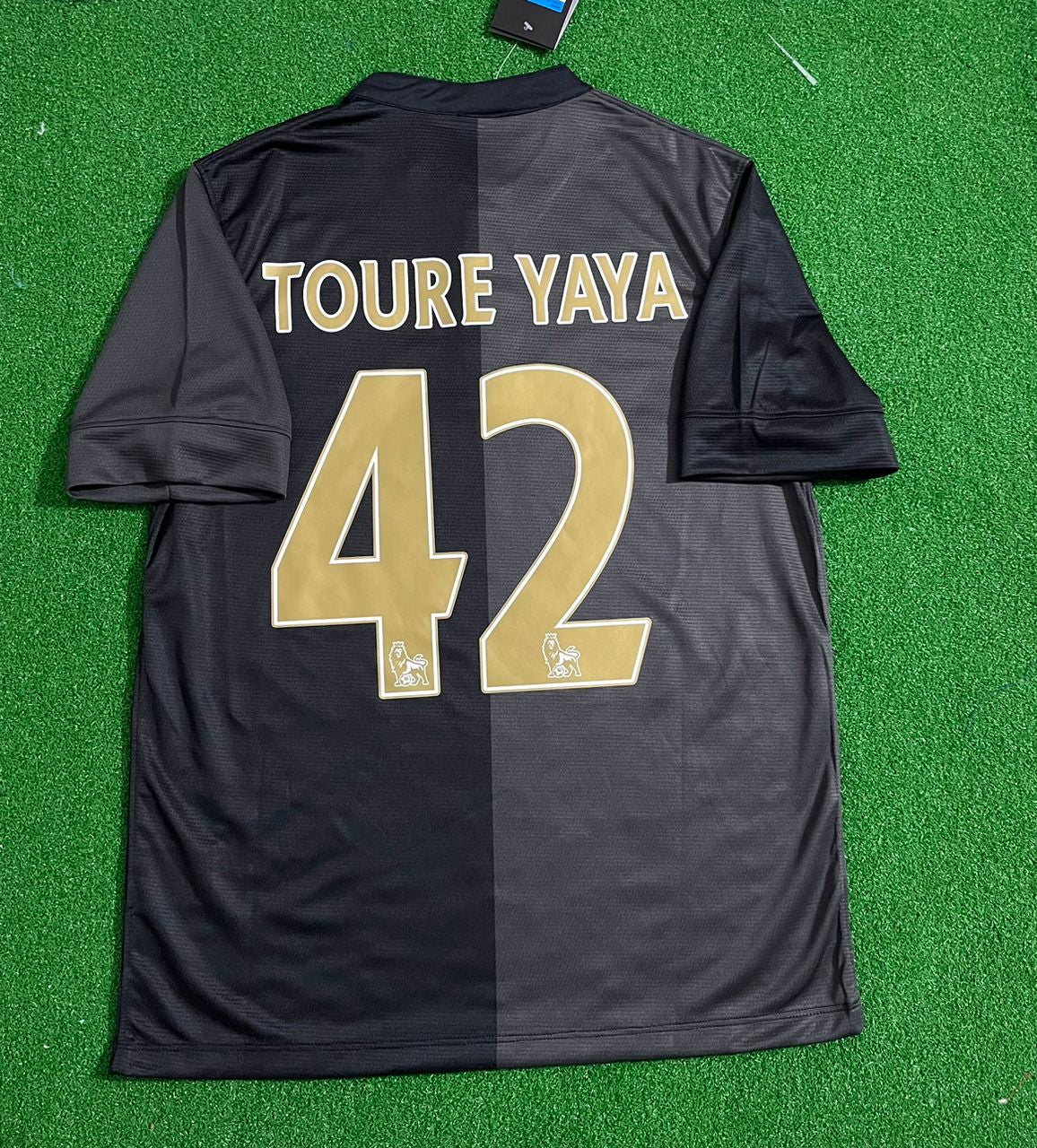 Yaya Toure Manchester City 2013-2014 Retro Kit Jersey – Back View