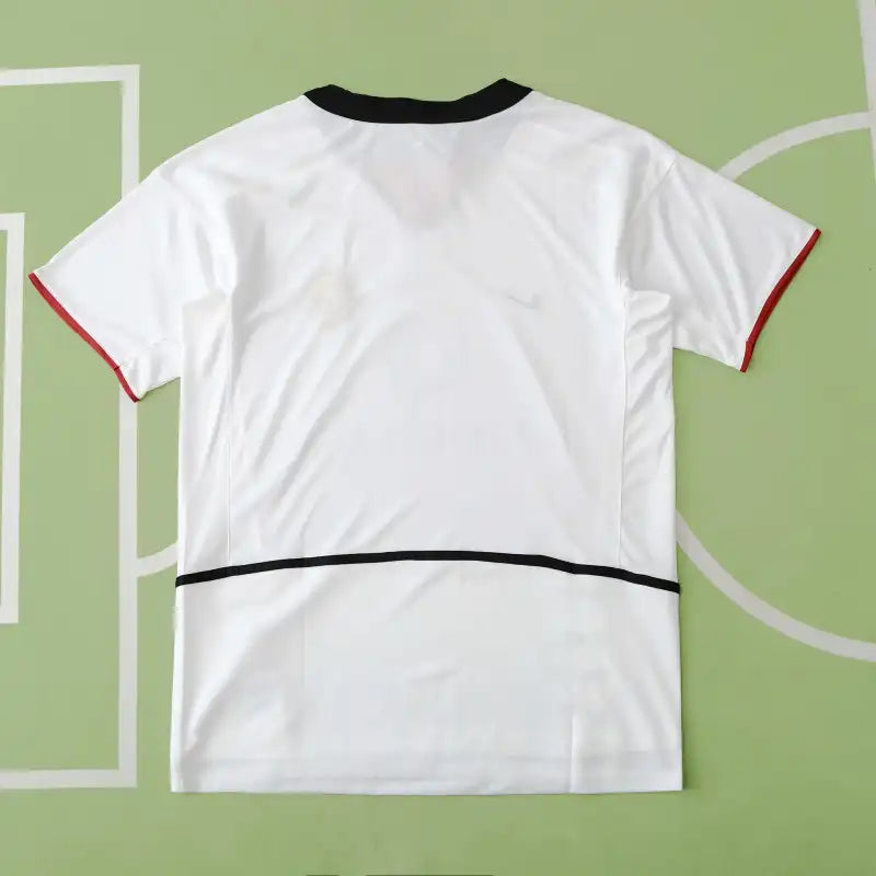 Manchester United 2002 2004 Vodafone Sponsor Retro Jersey – Front View