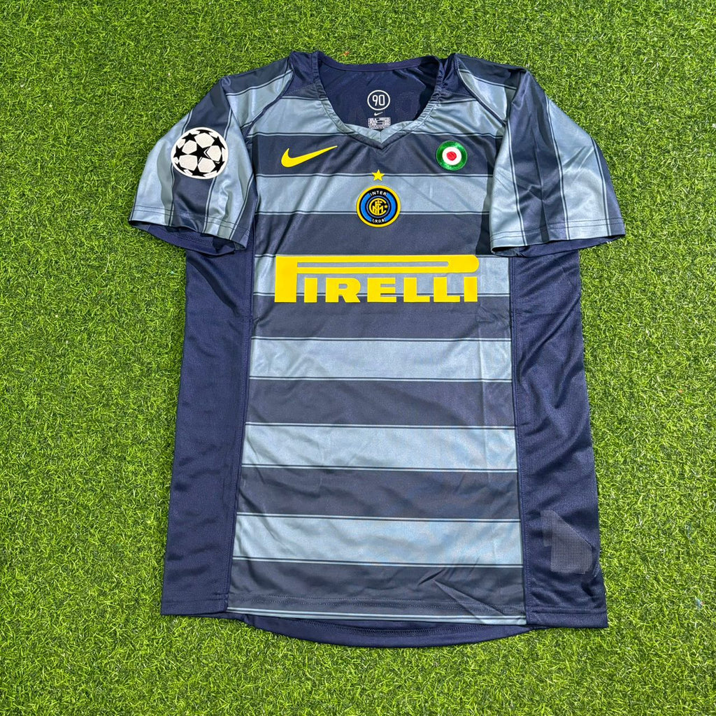 2004/05 Adriano #10 Inter Milan Retro Football Jersey – Front View