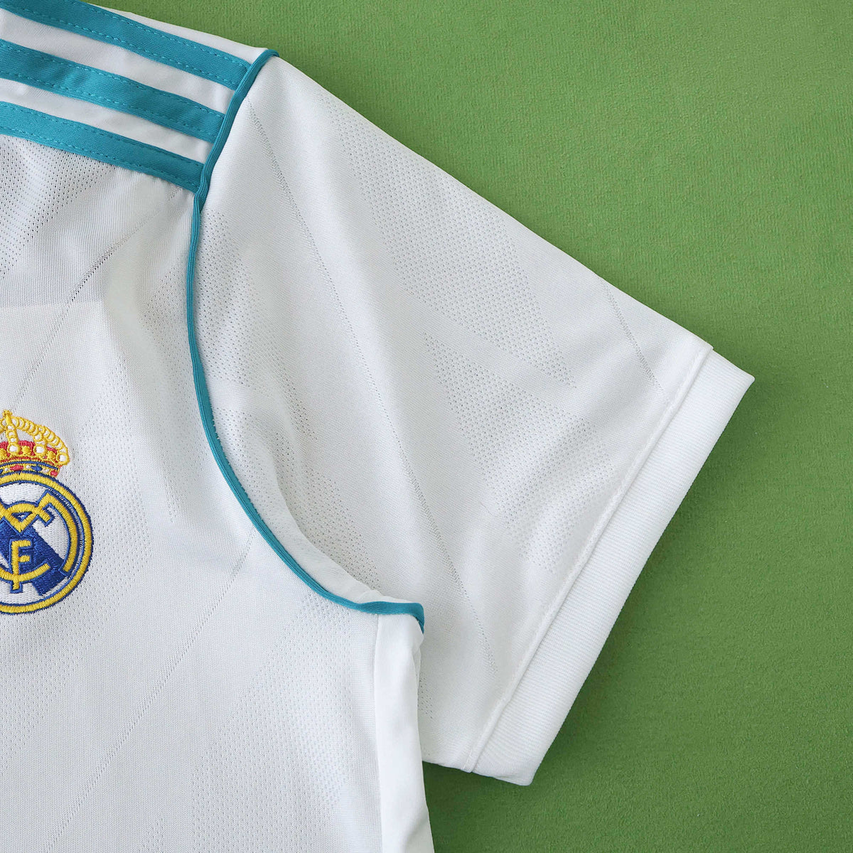 Real Madrid C.F. 2017-2018 Season Kids Home Retro Football Jersey Trikot Maillot V5