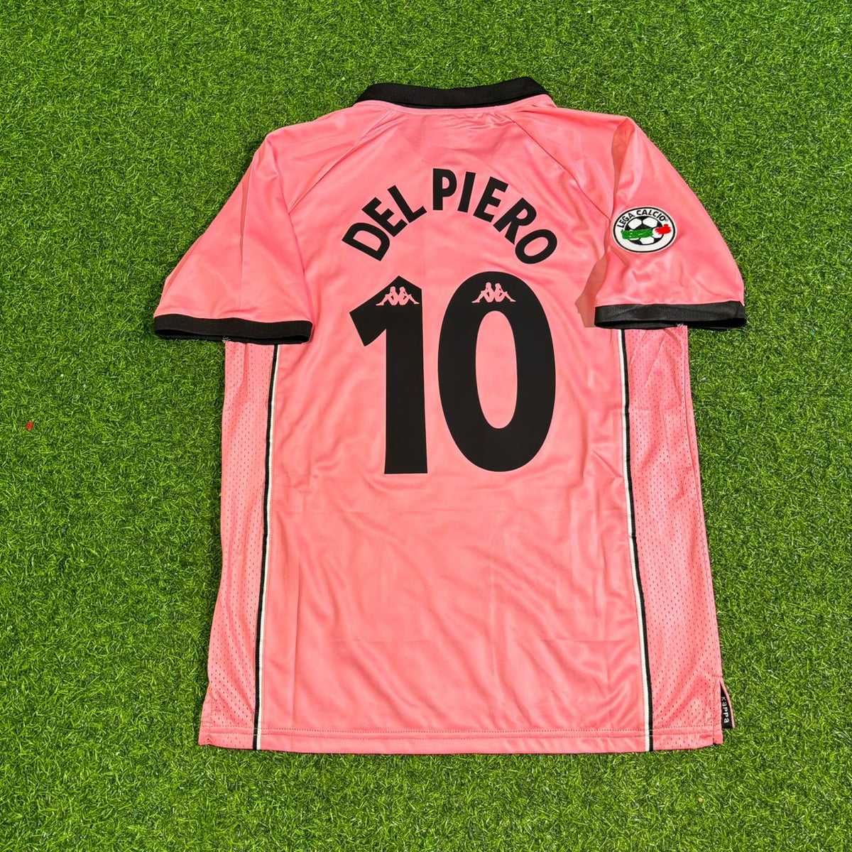 Alessandro del Piero – Juventus 1996/98 Retro Pink Kit Jersey – | | – Back View