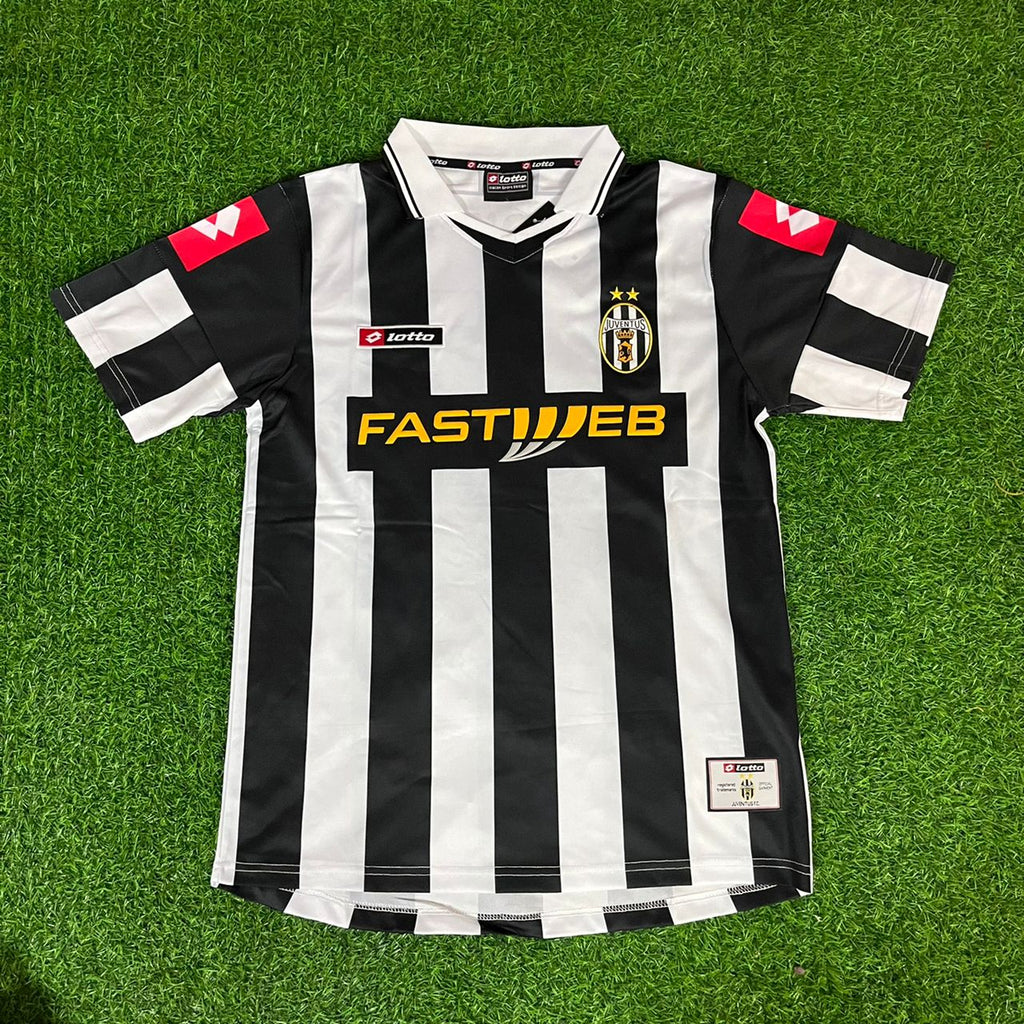 Juventus 2001 2002 Season Retro Jersey – Lilian Thuram – Front View