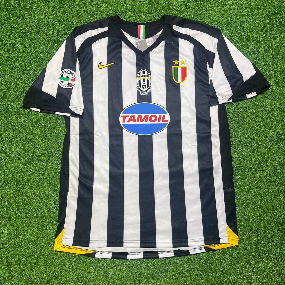 Alessandro Del Piero Juventus 2005-2006 Retro Jersey | Kit | | – Front View