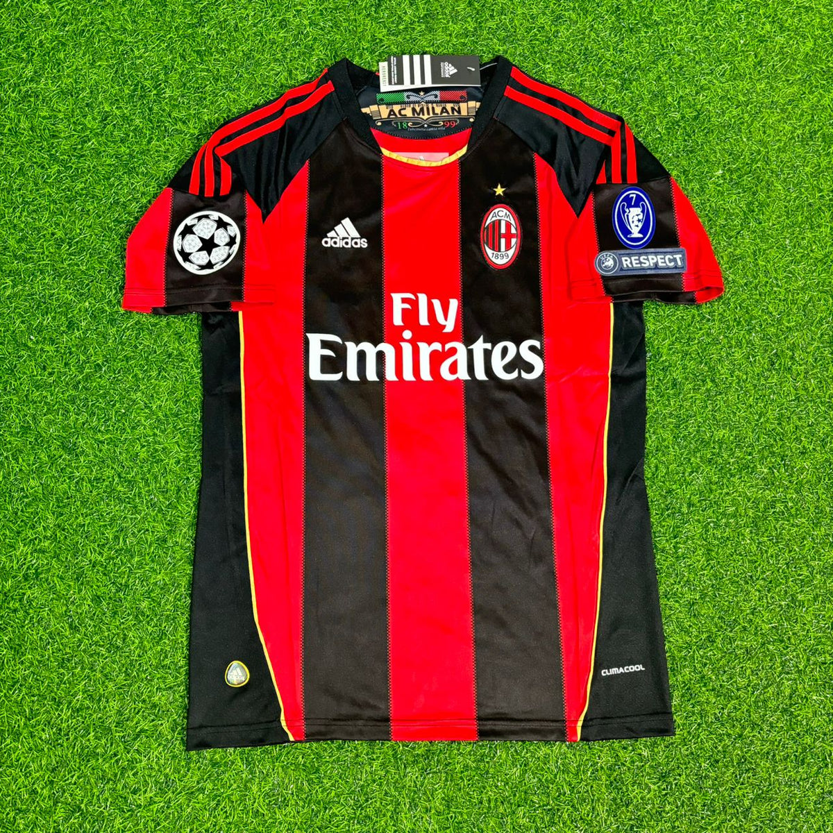 2010/11 Alexandre Pato 7 - Milan Home Retro Football Jersey – Front View