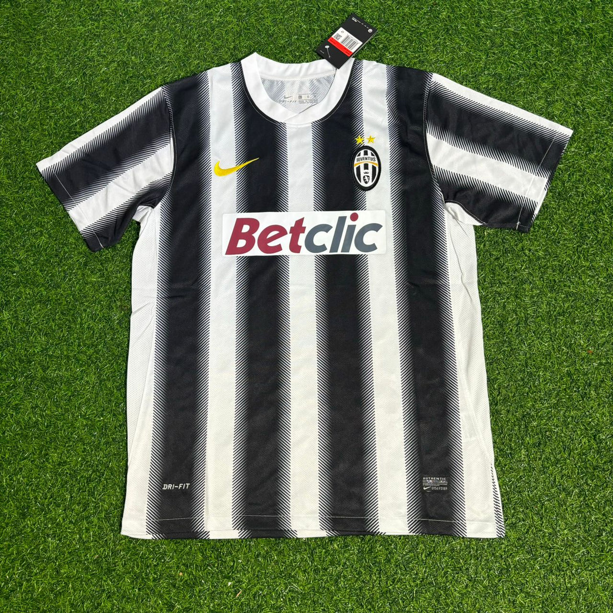 2011 Juventus Home 2012 Season Retro Football Jersey – Back View