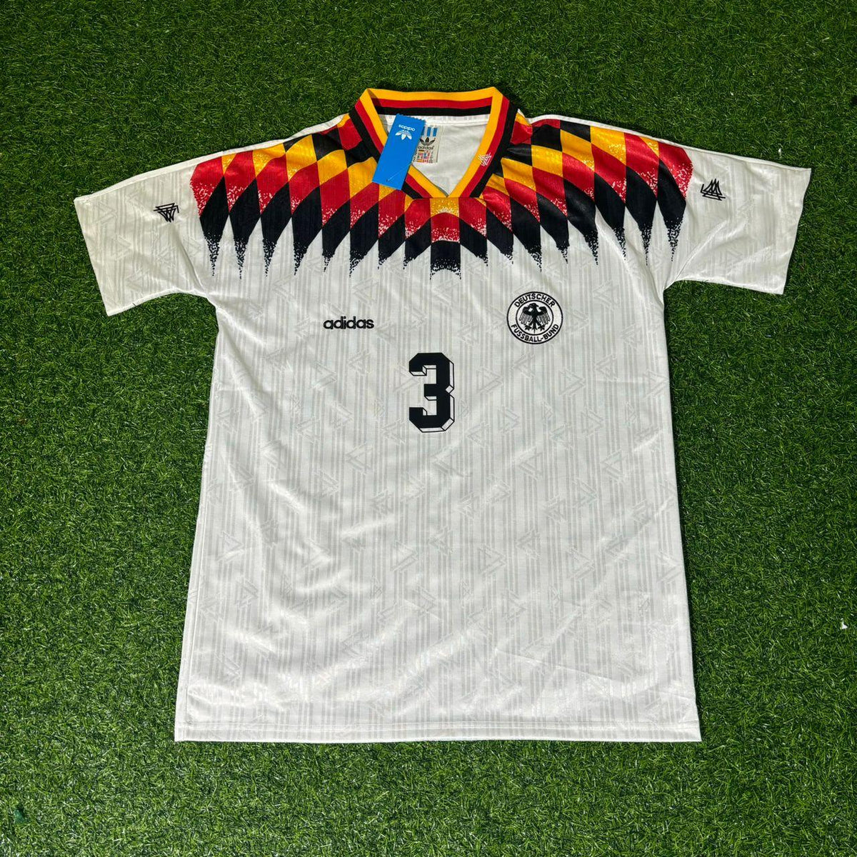 Andreas Brehme Deutschland 1994 Weltmeisterschaft Retro Football Jersey – Front View