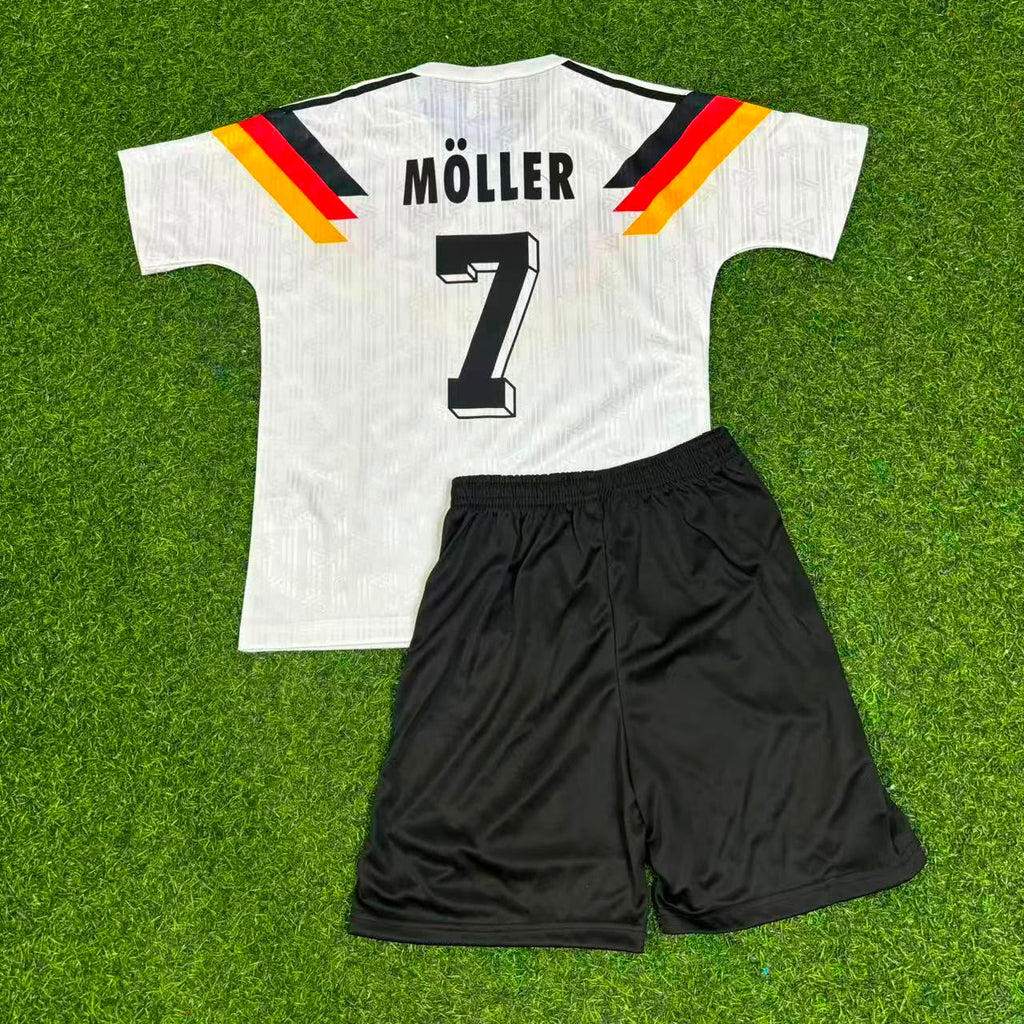 Germany Deutschland Retro Kids 1990 World Cup Jersey - Deutschland Retro Kinder WM 1990 – Andreas Möller 7- – Back View