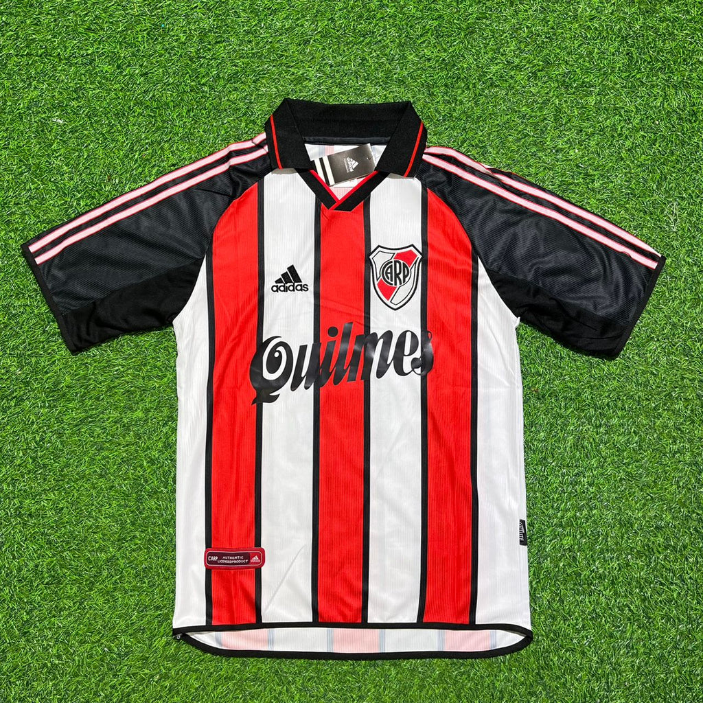 River Plate 2000 2001 Home Retro Football Jersey – Andrés D'Alessandro #11 – Front View