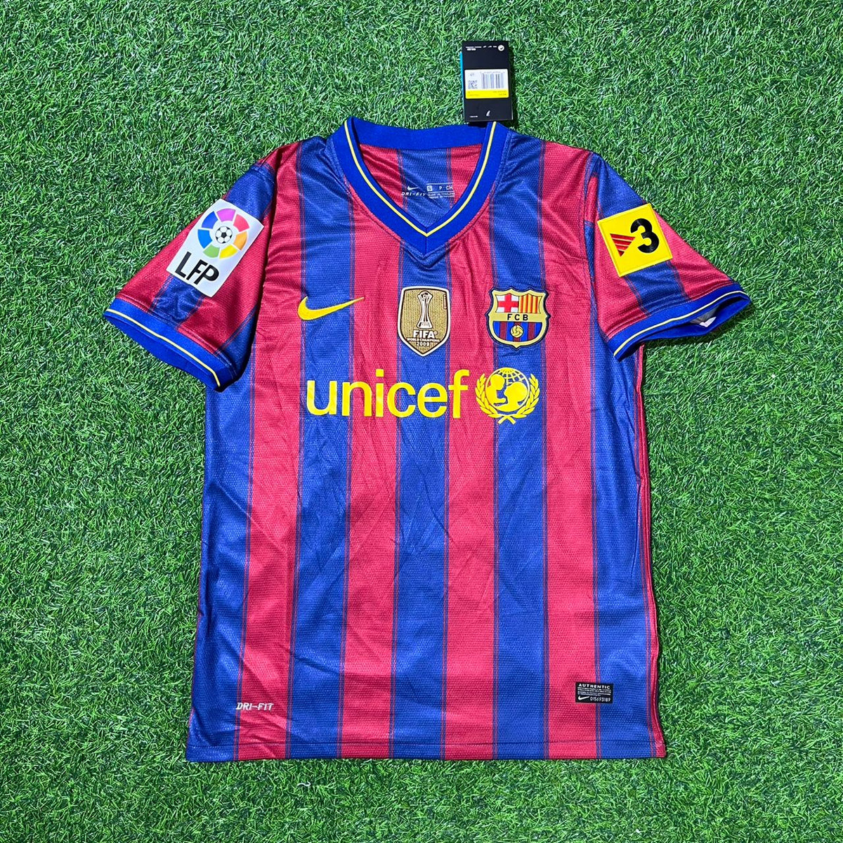 2009/10 Andres Iniesta 8 - Barcelona Home Retro Football Jersey – Front View