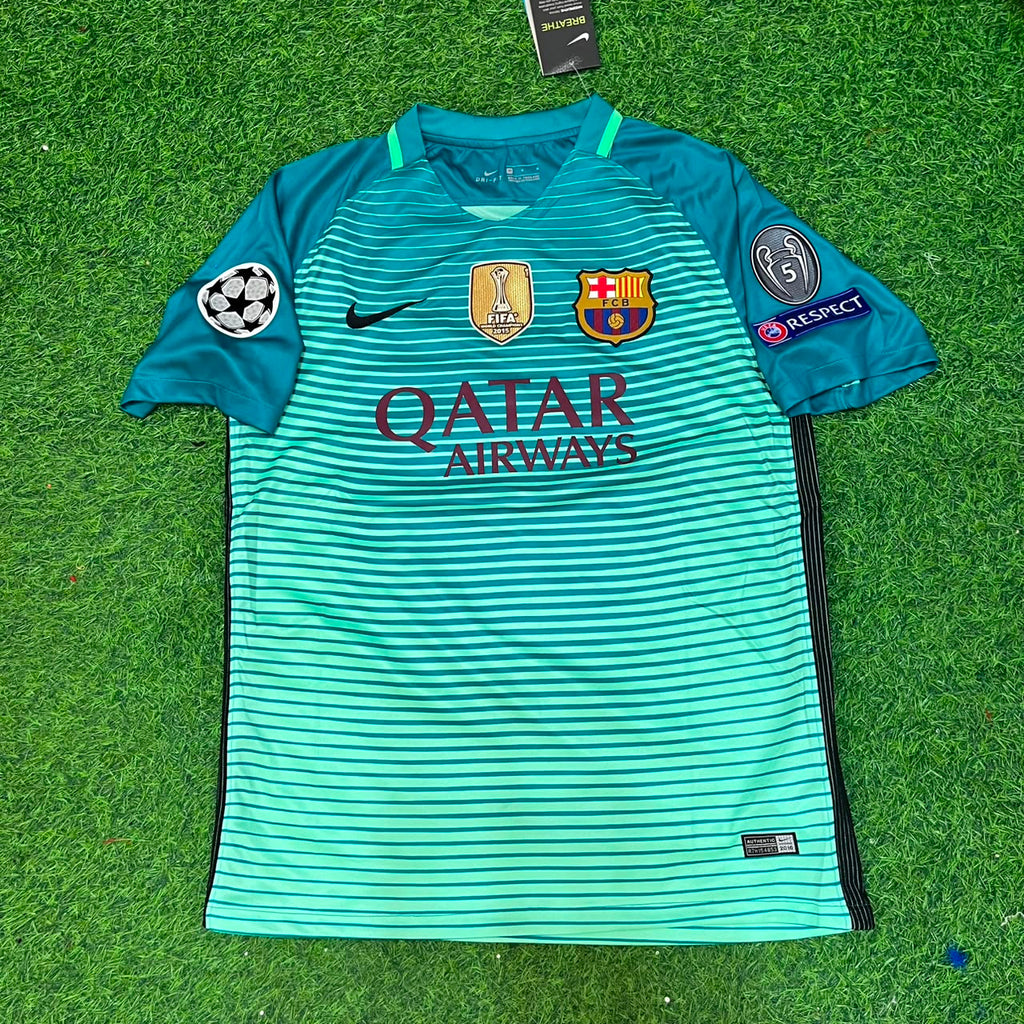 Andrés Iniesta #8 Barcelona 2016/17 Away Retro Jersey – Front View