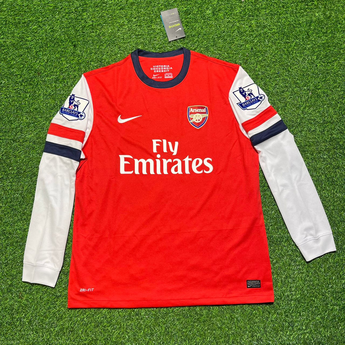 Andrey Arshavin Arsenal Retro Long Sleeve Football Jersey Collection – Front View