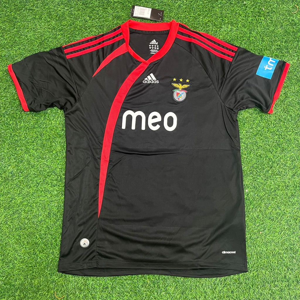 Angel di Maria #20 – Benfica 2009/2010 Away Black Retro Kit Jersey – Front View
