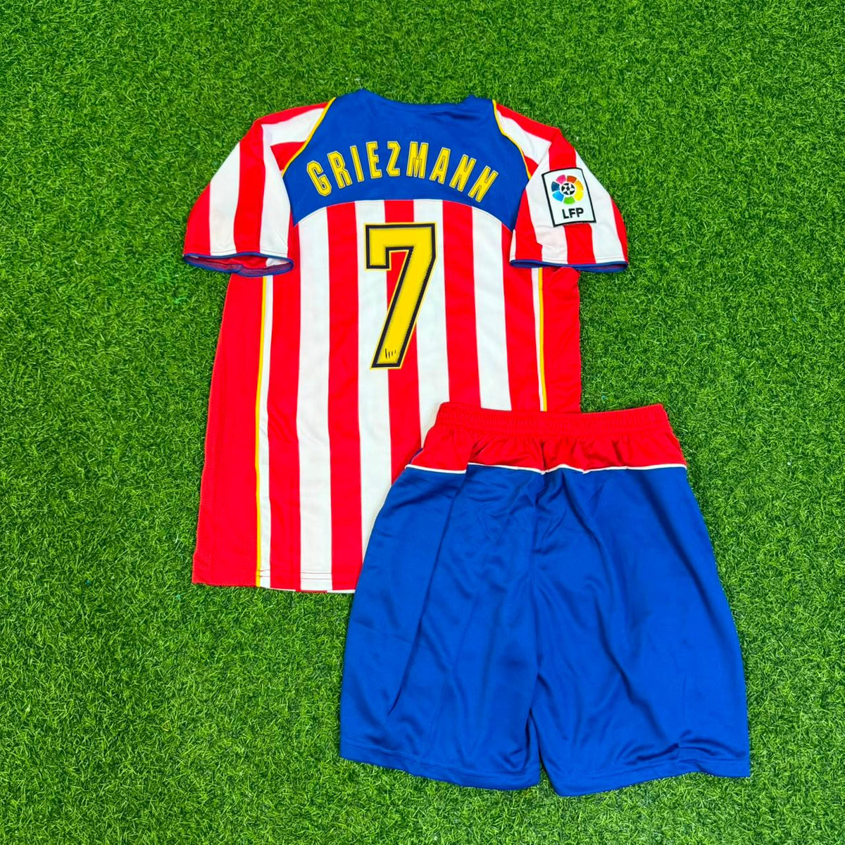 Antoine Griezmann #7 Atlético Madrid Spider-Man Kids Retro Football Jersey – Back View