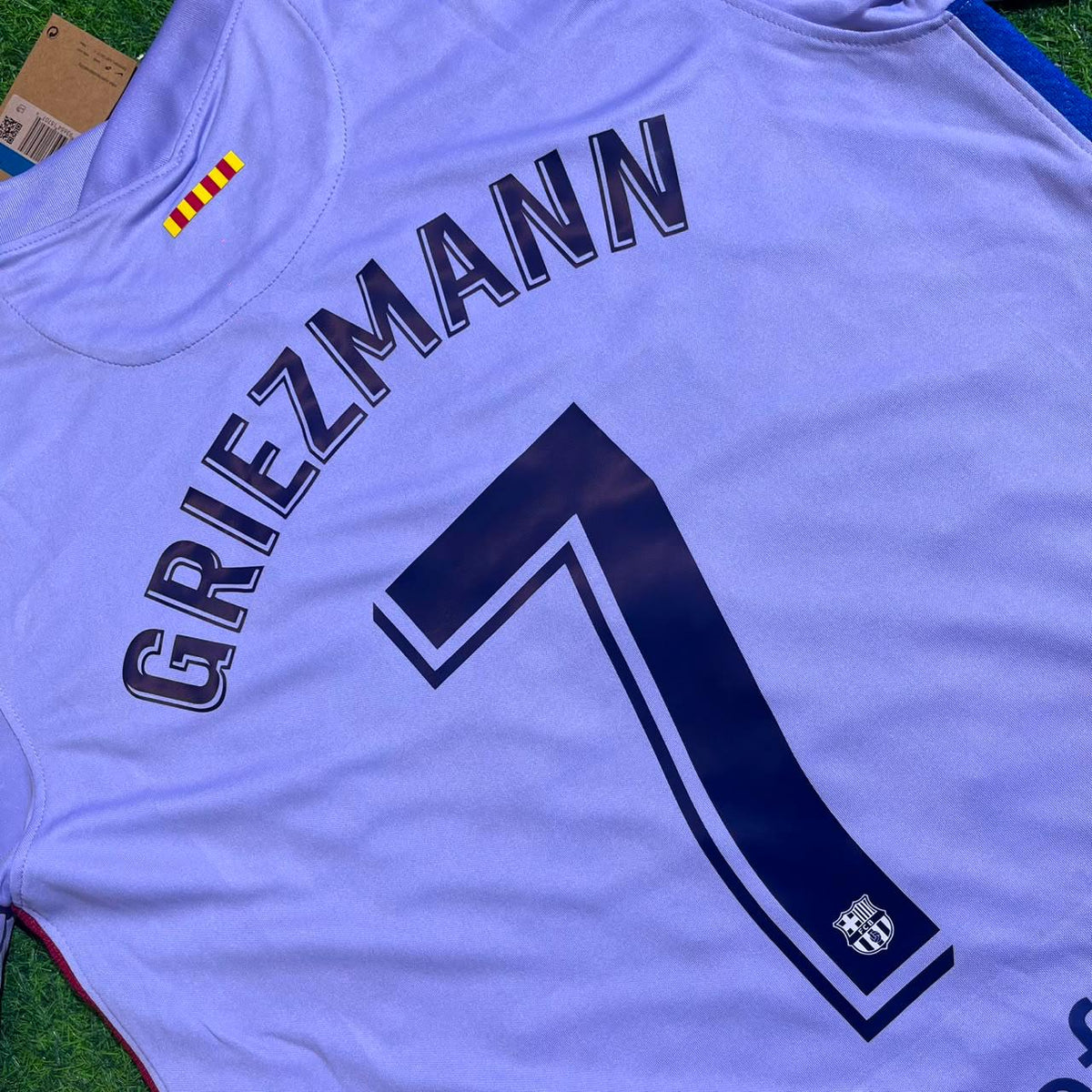Antoine Griezmann #7 Barcelona 2021-22 Season Retro Jersey – Detailed View