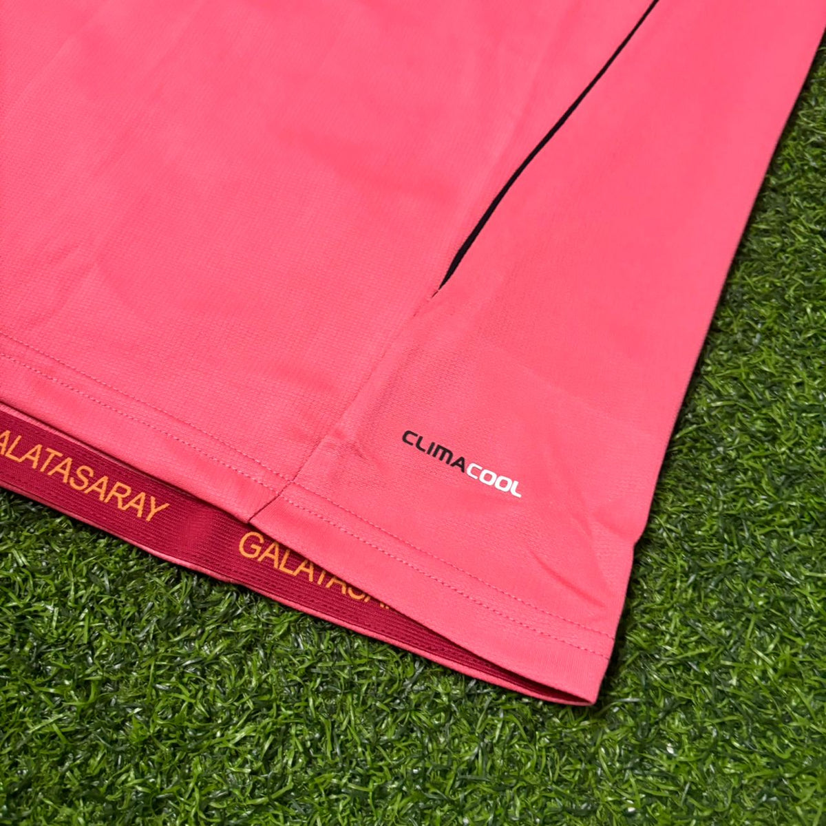 Arda Turan Galatasaray 2010-2011 Pink Retro Football Jersey – 6