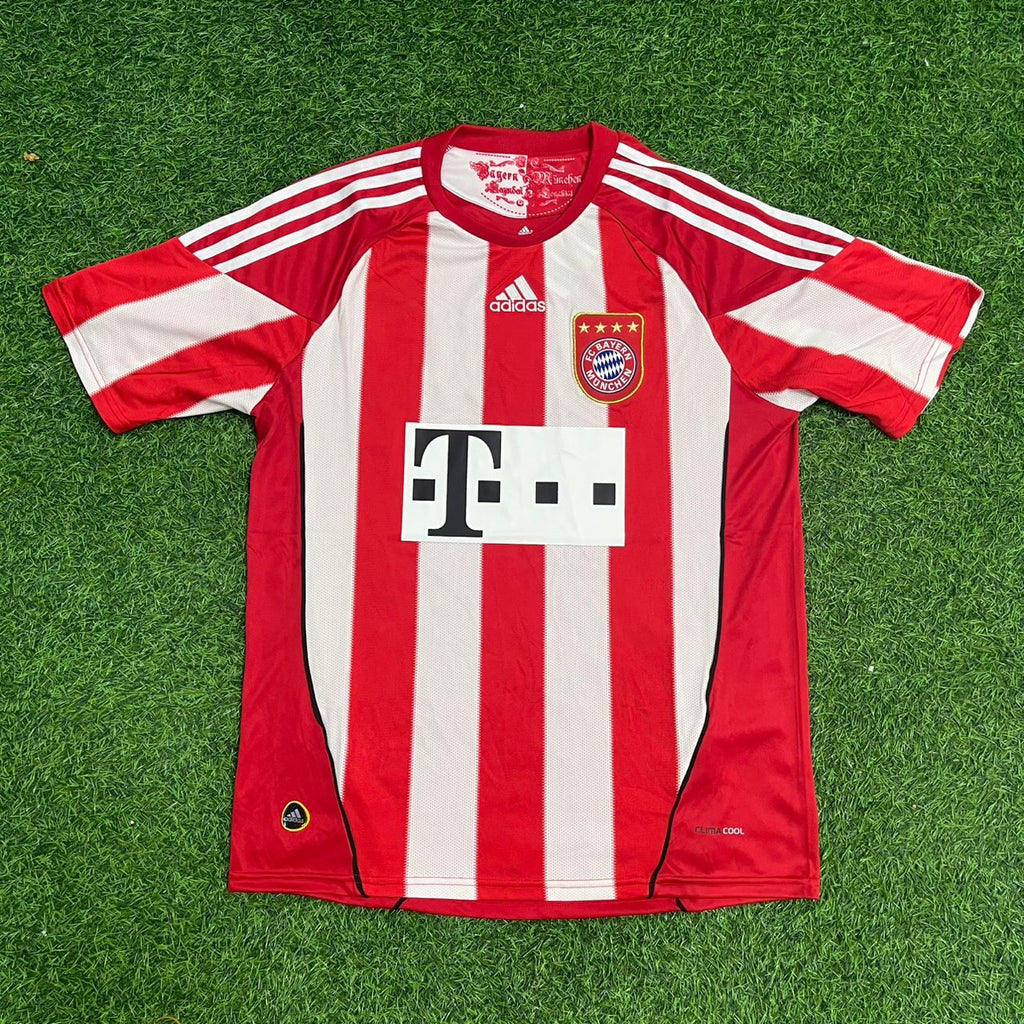 Arjen Robben Bayern Munich 2010/11 Home Jersey – Front View