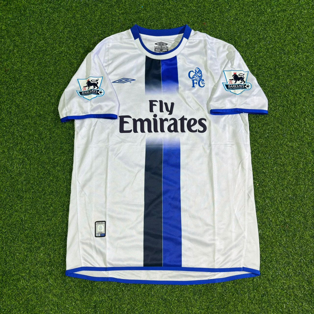 2004 Arjen Robben Chelsea Away Retro Football Jersey – Front View