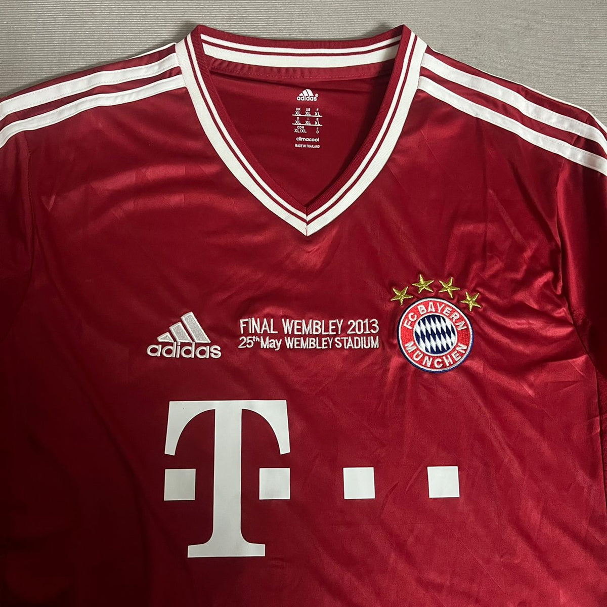 Arjen Robben Bayern Munich 2013 Champions League Wembley Final Jersey – Detailed View