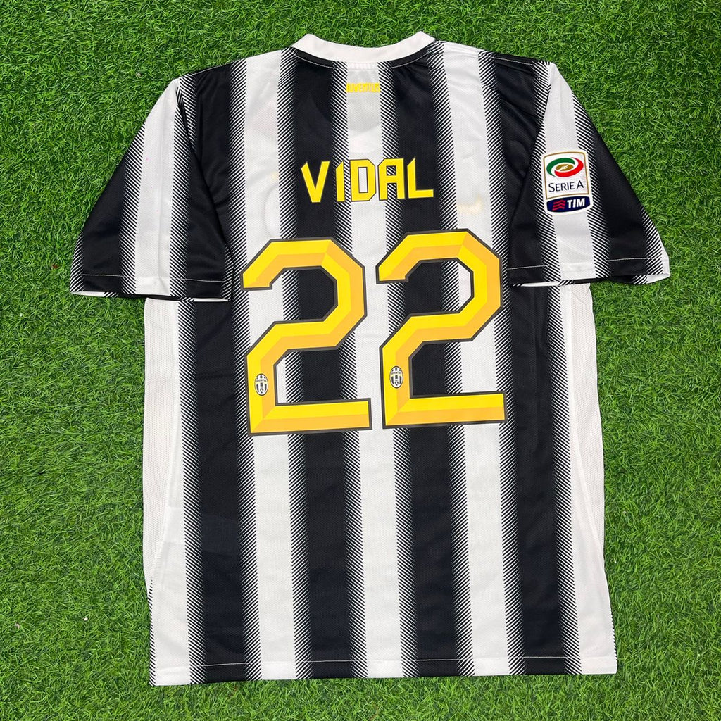 2011/12 Arturo Vidal Juventus Home Retro Football Jersey – Back View