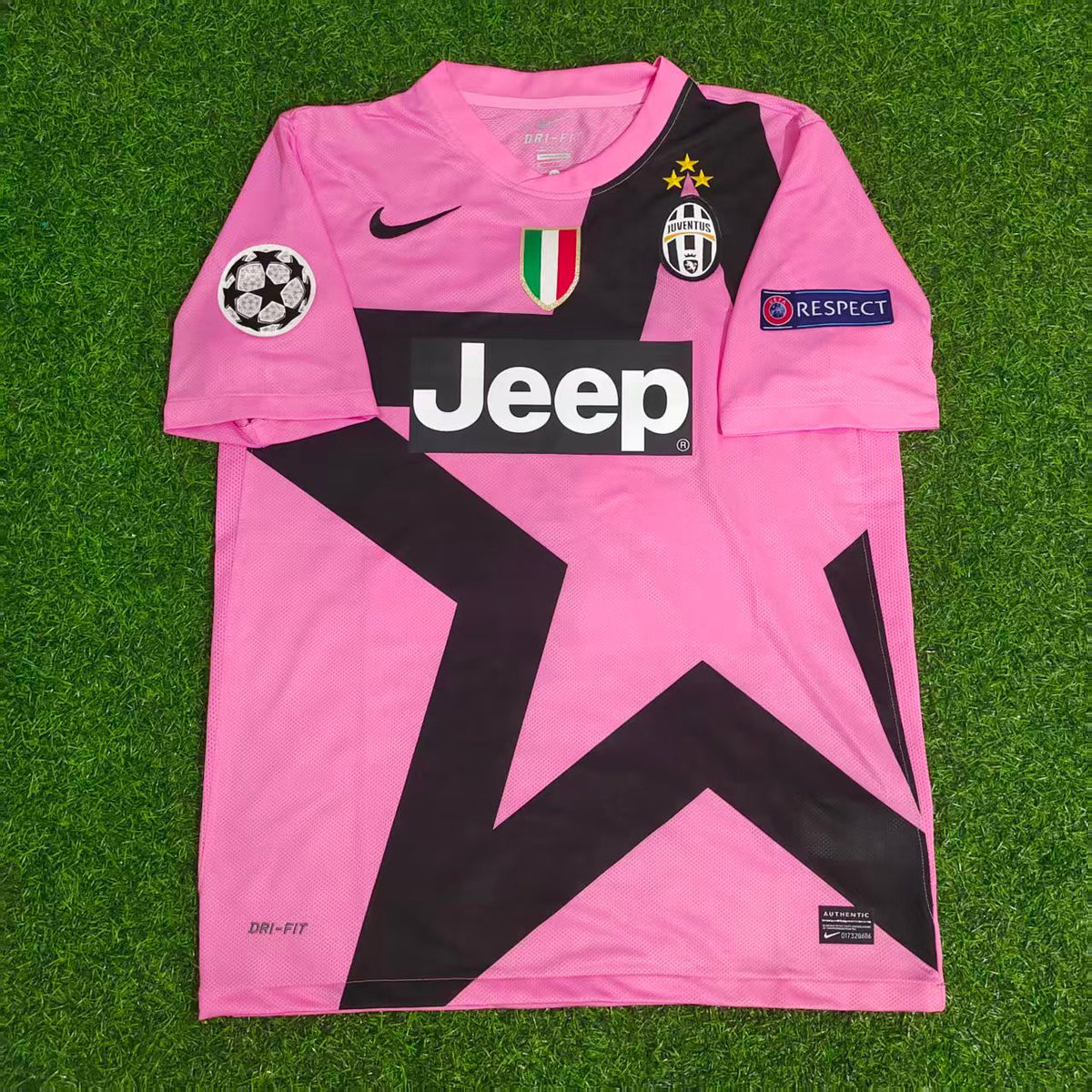 2012 Juventus Pink 2013 Season Retro Football Jersey – Back View