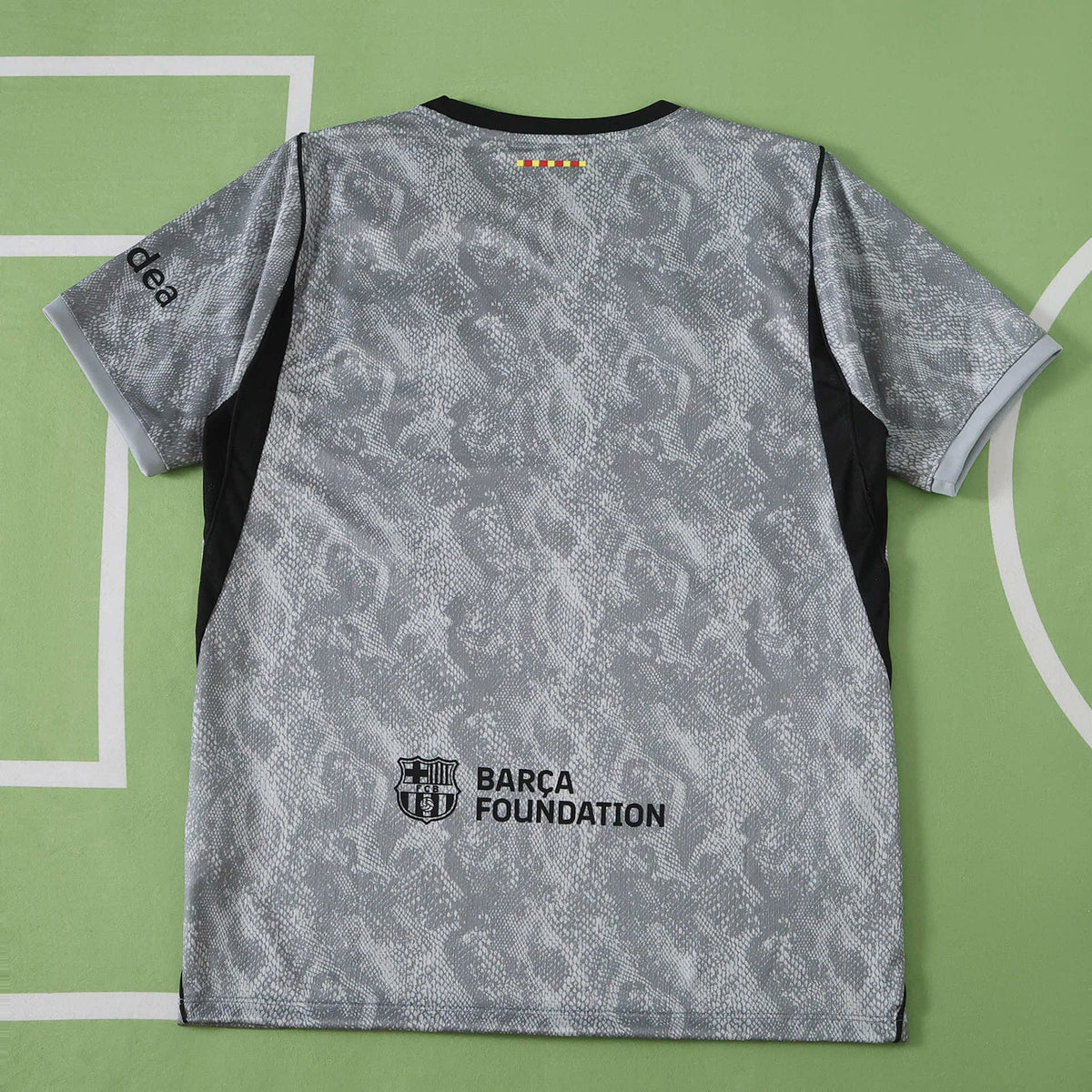 FC Barcelona 2026-2027 Season Goalkeeper Gray Football Jersey Trikot Maillot V2