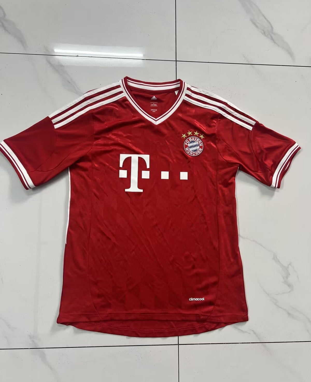 2014/15 FC Bayern München Saison Heim Retro – Back View