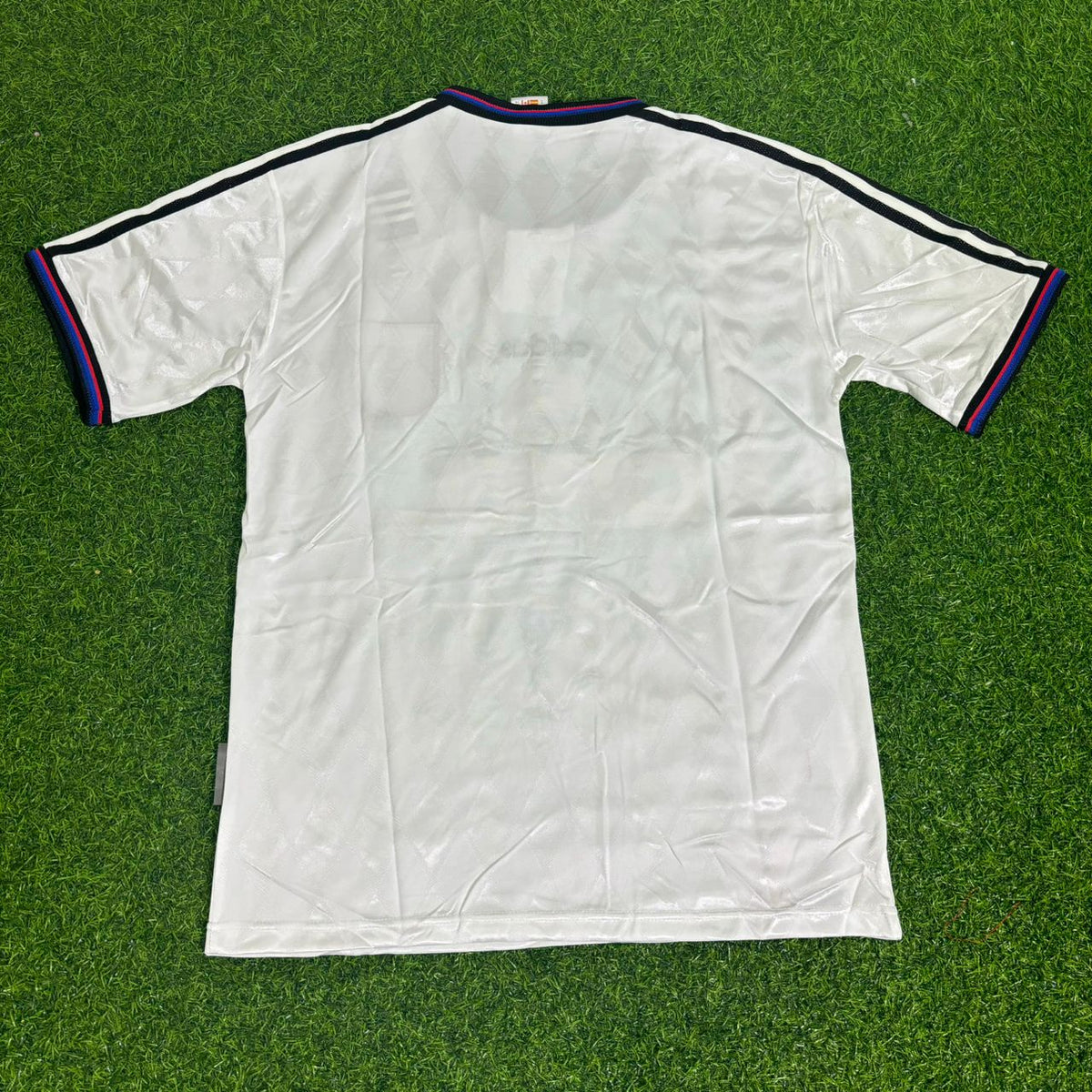 Bayern München 1996/97 Saison Auswärts Retro – Back View