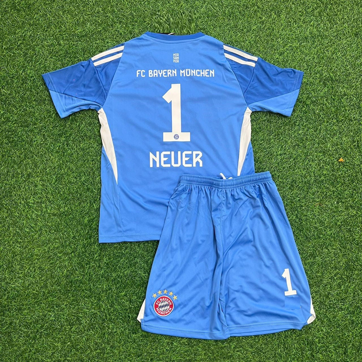 Bayern Munich Blue Goalkeeper Football Jersey Manuel Neuer – Back View
