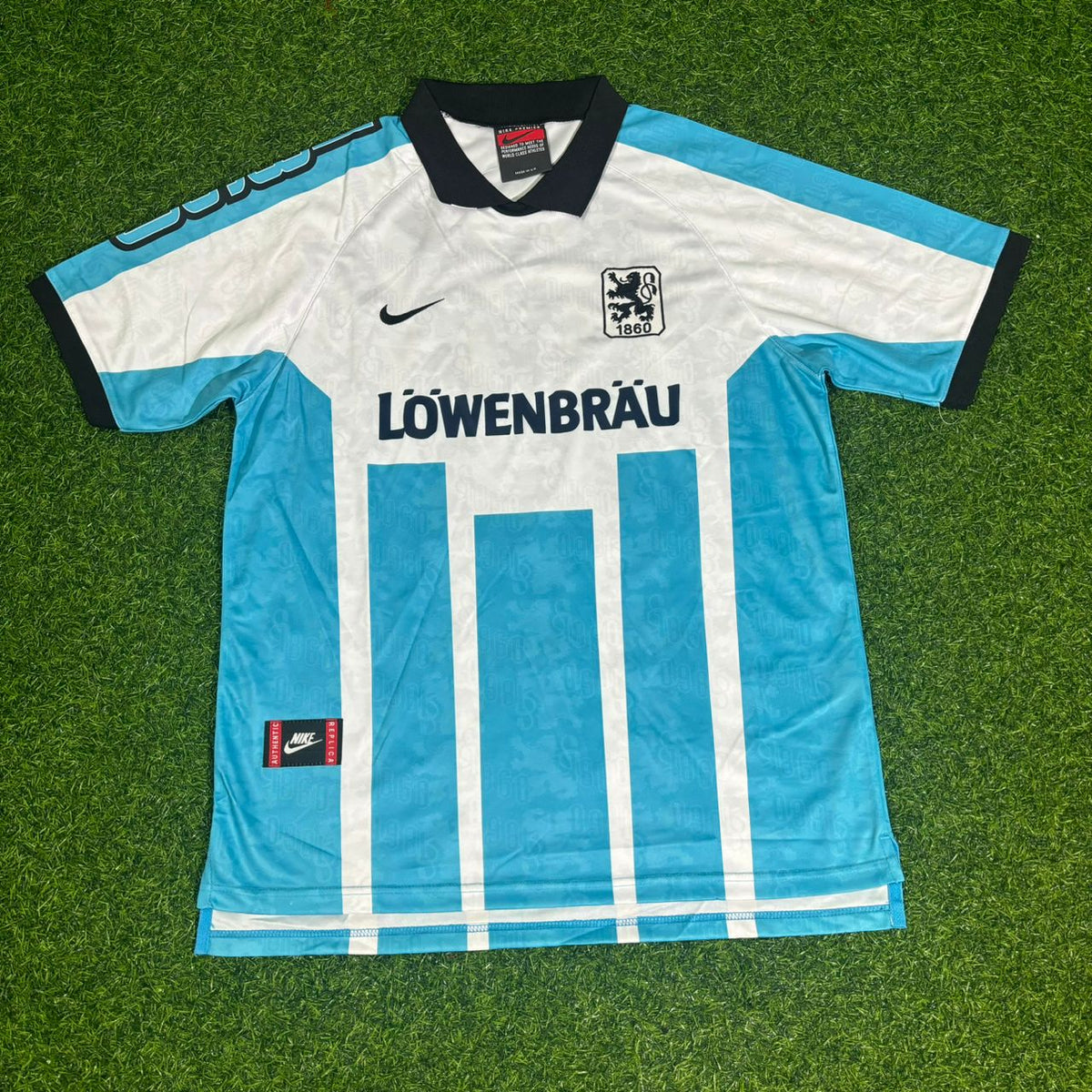1860 München Retro Football Jersey – Front View