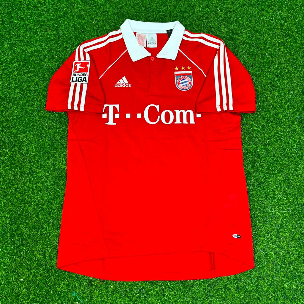 Bixente Lizarazu Bayern Munich 2005 06 Bundesliga Red Home Retro Football Jersey – Front View