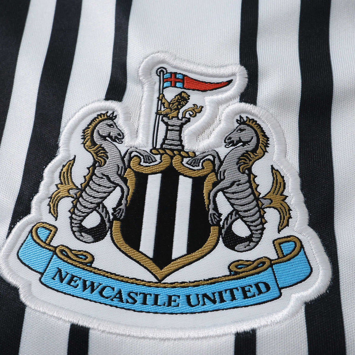 Newcastle United 2026-2027 Season Home Football Jersey Trikot Maillot V5