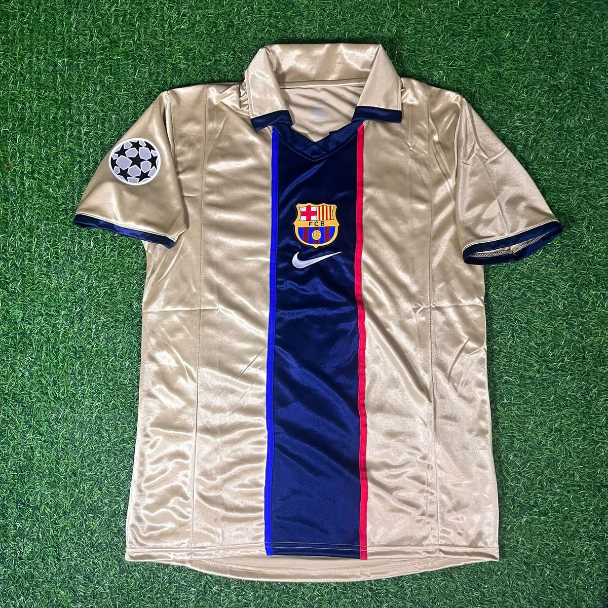 Carles Puyol – FC Barcelona 2001-2002 Retro Jersey – | | | – Front View