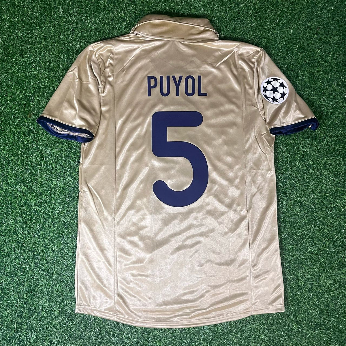 Carles Puyol – FC Barcelona 2001-2002 Retro Jersey – | | | – Back View