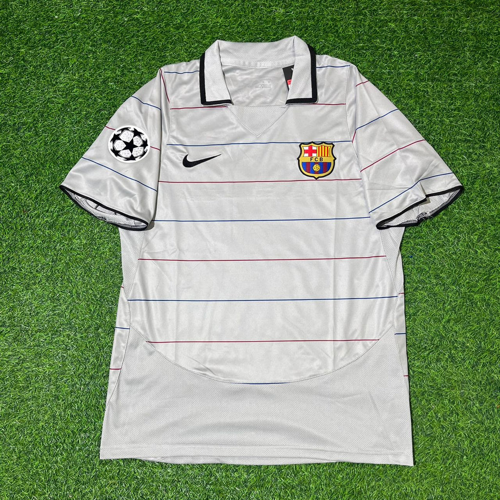 Carles Puyol - Barcelona 2004/2005 Retro Jersey – Front View