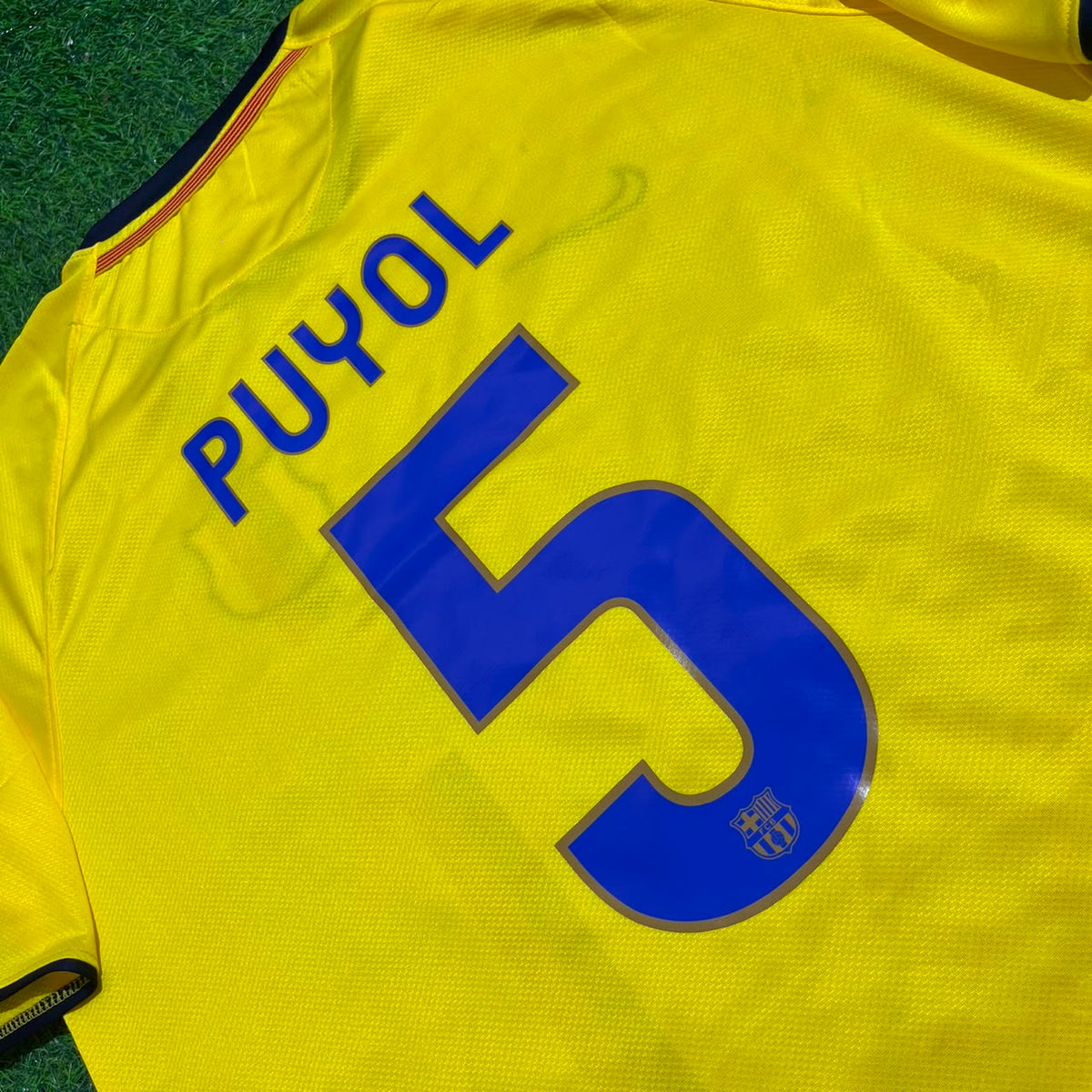 2008/09 Carles Puyol Barcelona Yellow Retro Football Jersey – Detailed View