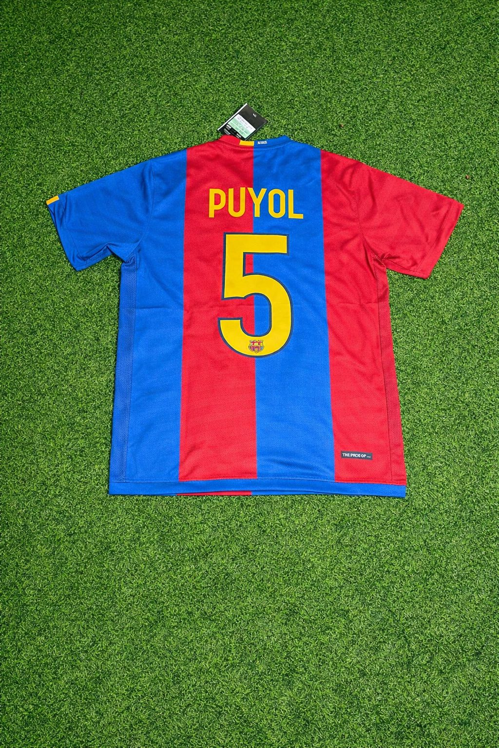 2006/07 Carles Puyol Barcelona Home Retro Football Jersey – Back View