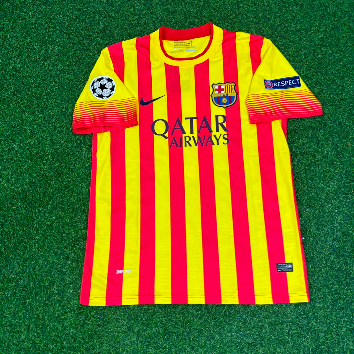 2013/14 Carles Puyol 5 - Barcelona Yellow Red Retro Football Jersey – Front View