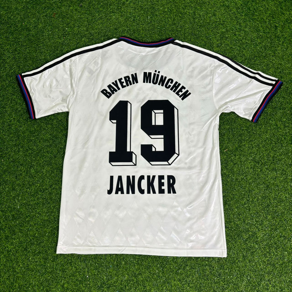 Bayern Munich 1997/98 Away White Retro Football Jersey – Carsten Jancker – Back View